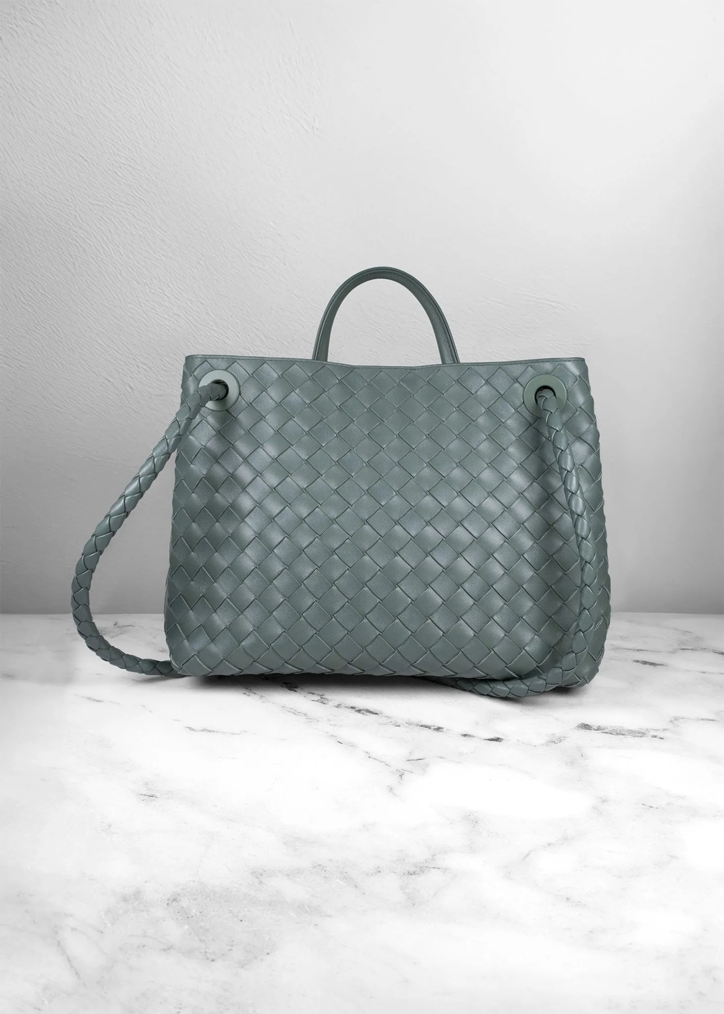 Bottega Veneta Andiamo Medium Shoulder Bag In Aloe