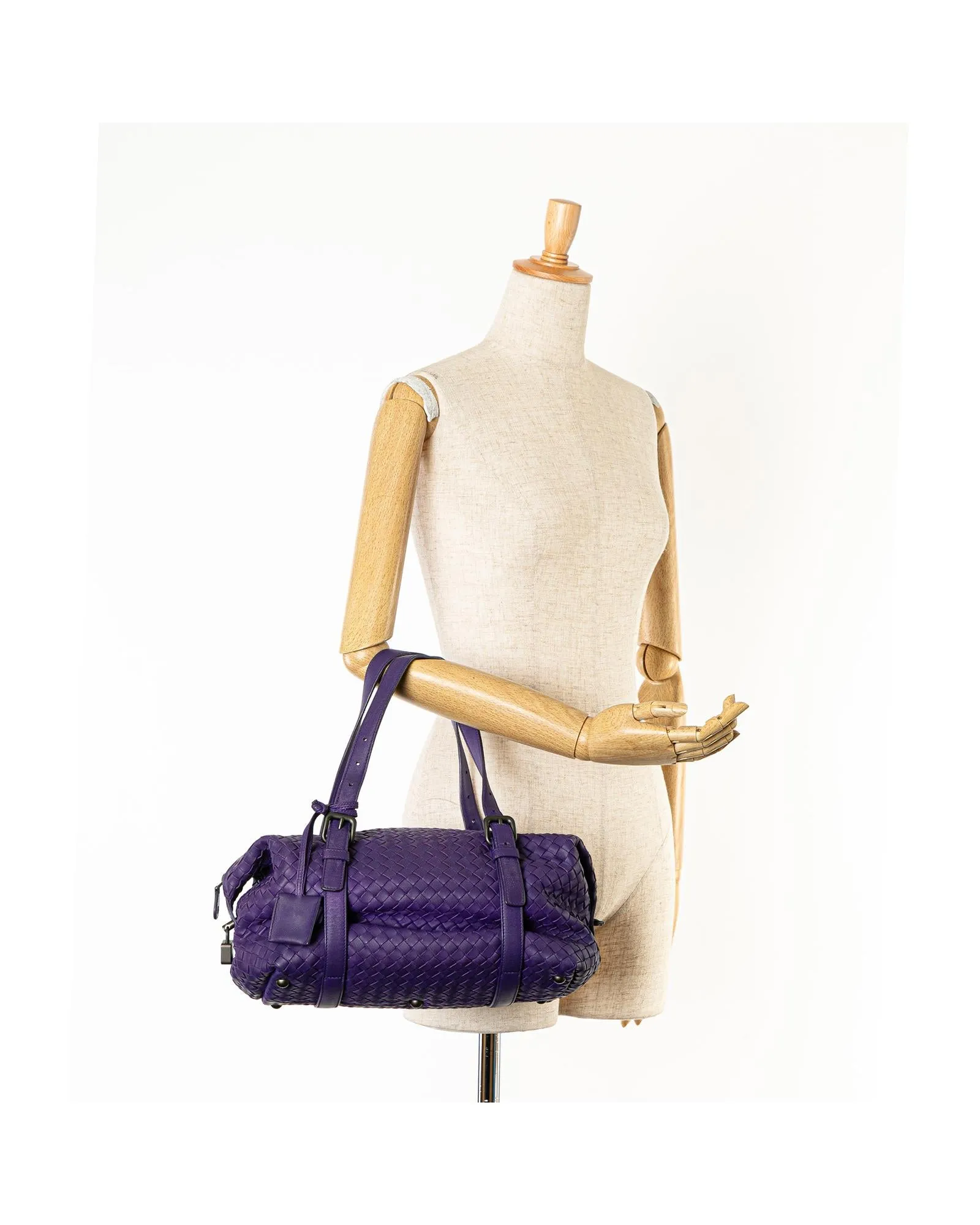 Bottega Veneta Intrecciato The Pouch Shoulder Bag in Purple