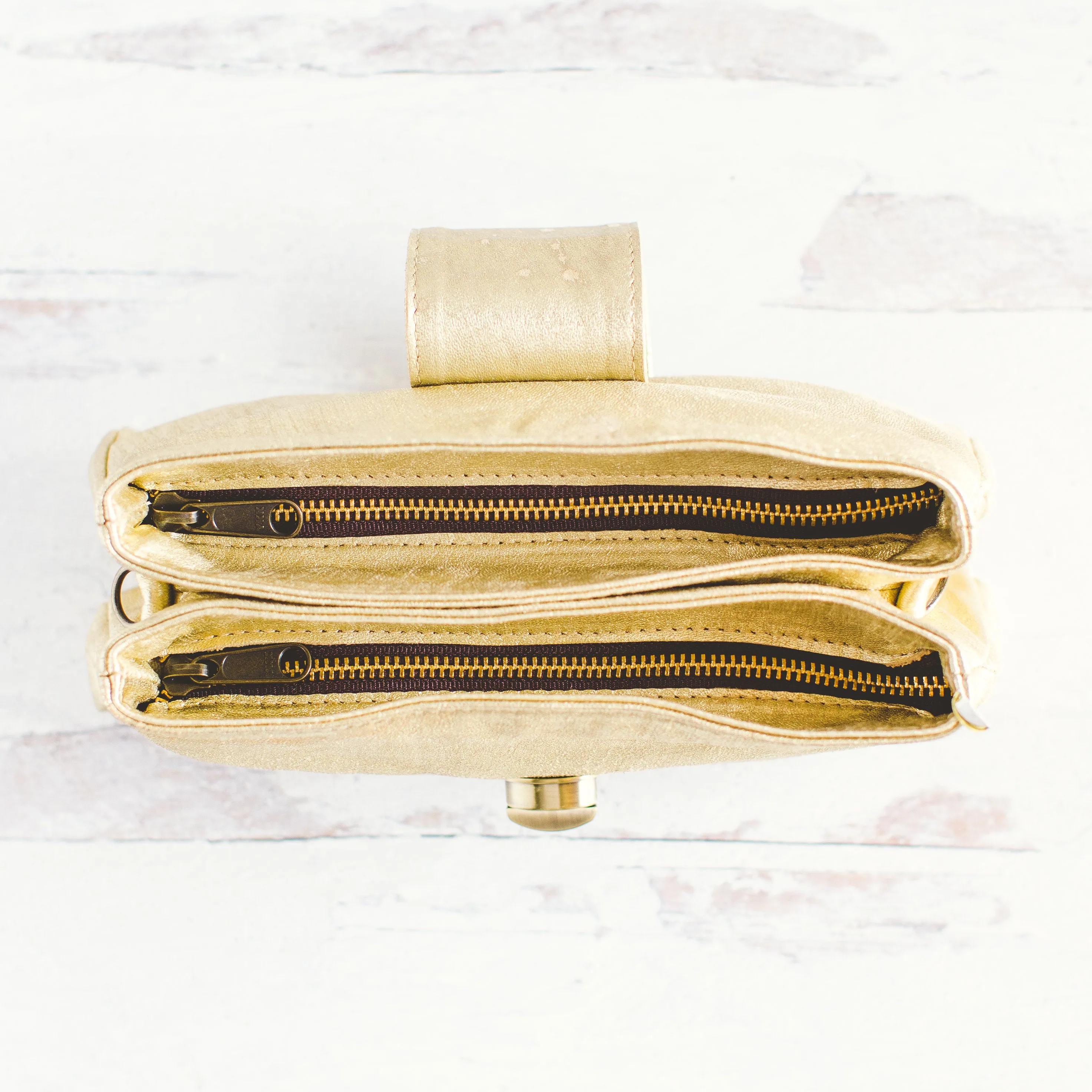 Omni Clutch - Antique Brass