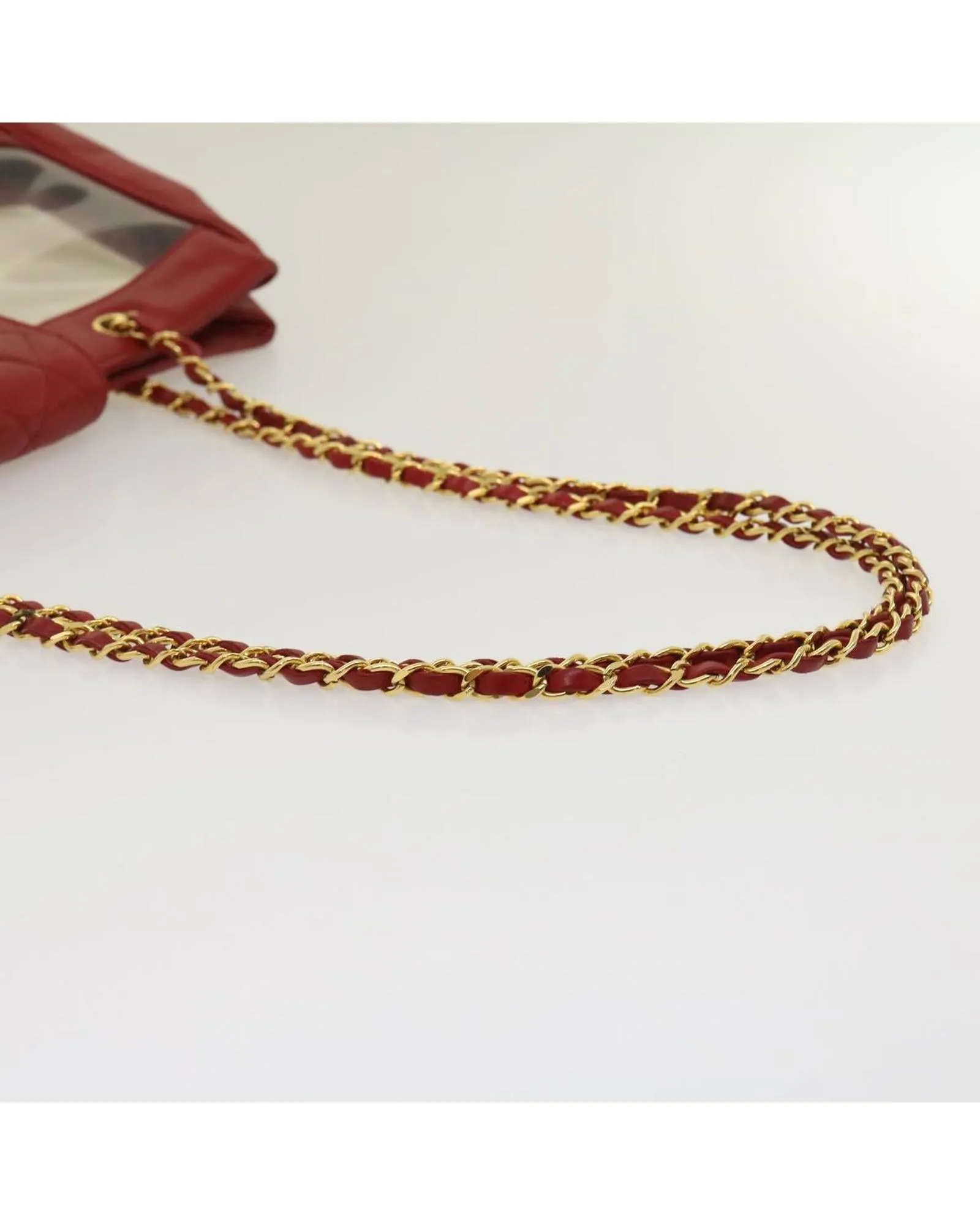 Red Chanel Matelasse Chain Shoulder Bag