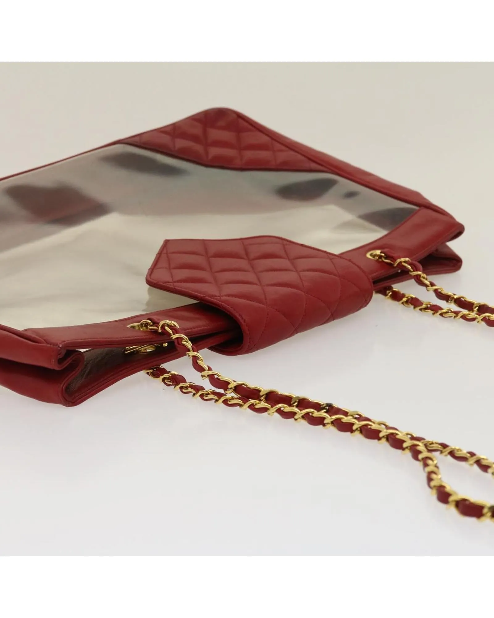 Red Chanel Matelasse Chain Shoulder Bag