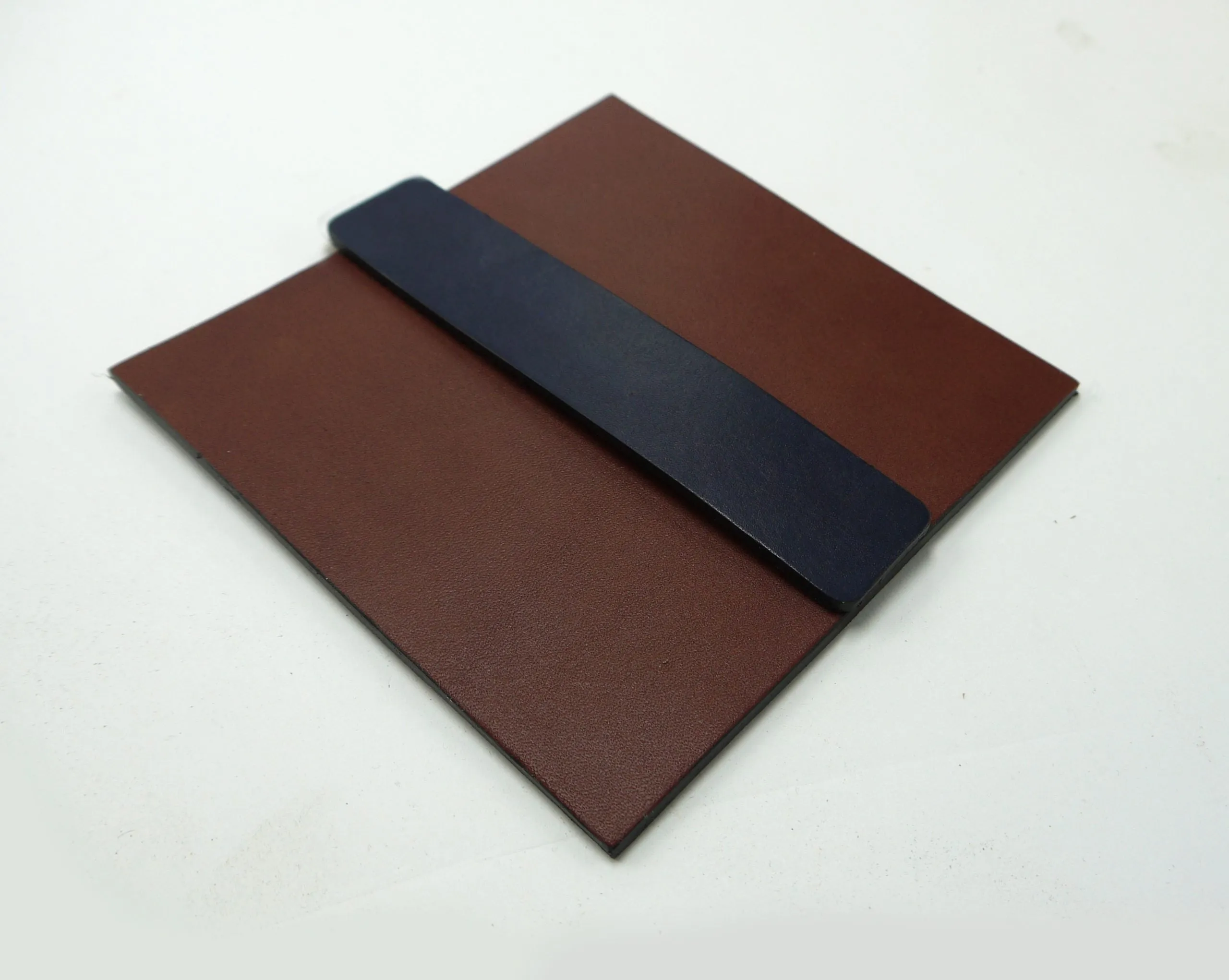 The Kontrast - Dark Brown with Black